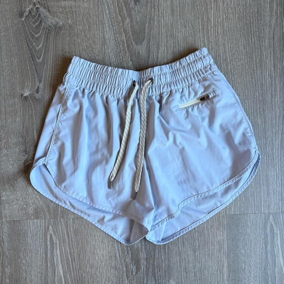 Vuori Pants - Vuori Clementine Shorts